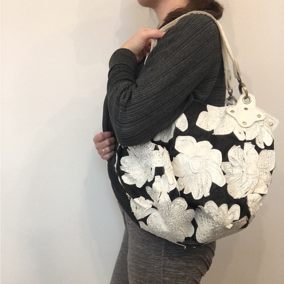 Hilary Radley Large Shoulder Bag - Picture 12 of 12